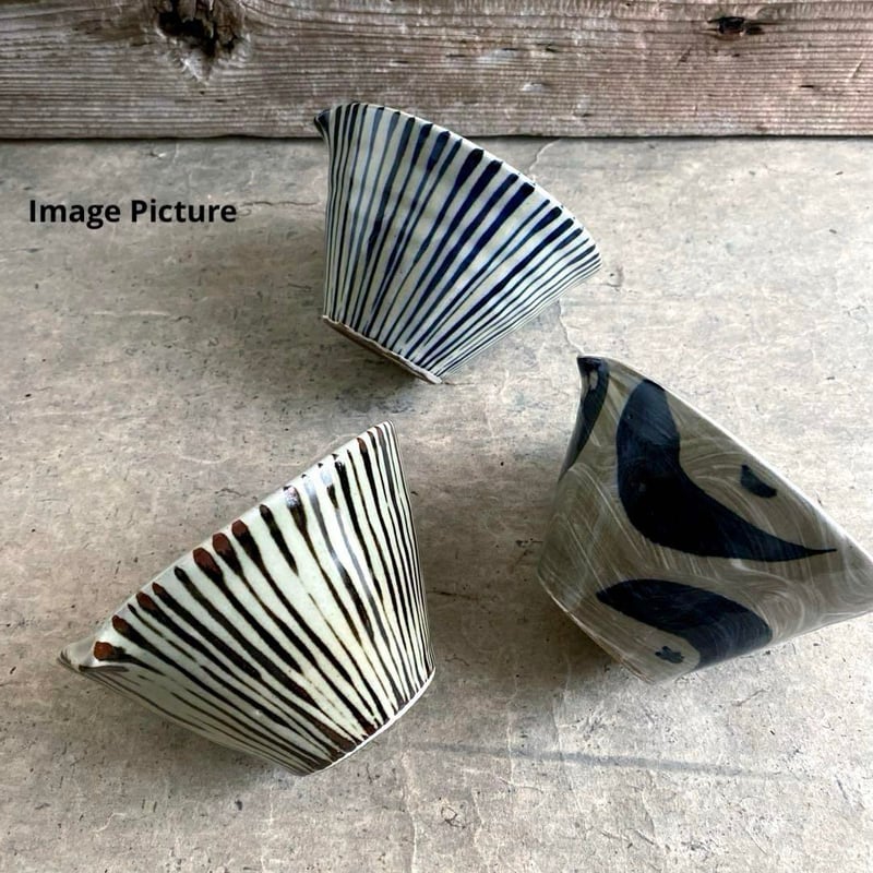 益子焼 粉引呉須十草片口鉢 | MatsuBokkuri