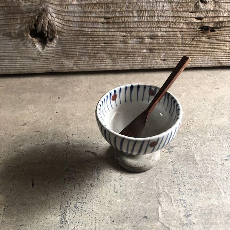 益子焼 粉引呉須十草高台鉢 | MatsuBokkuri