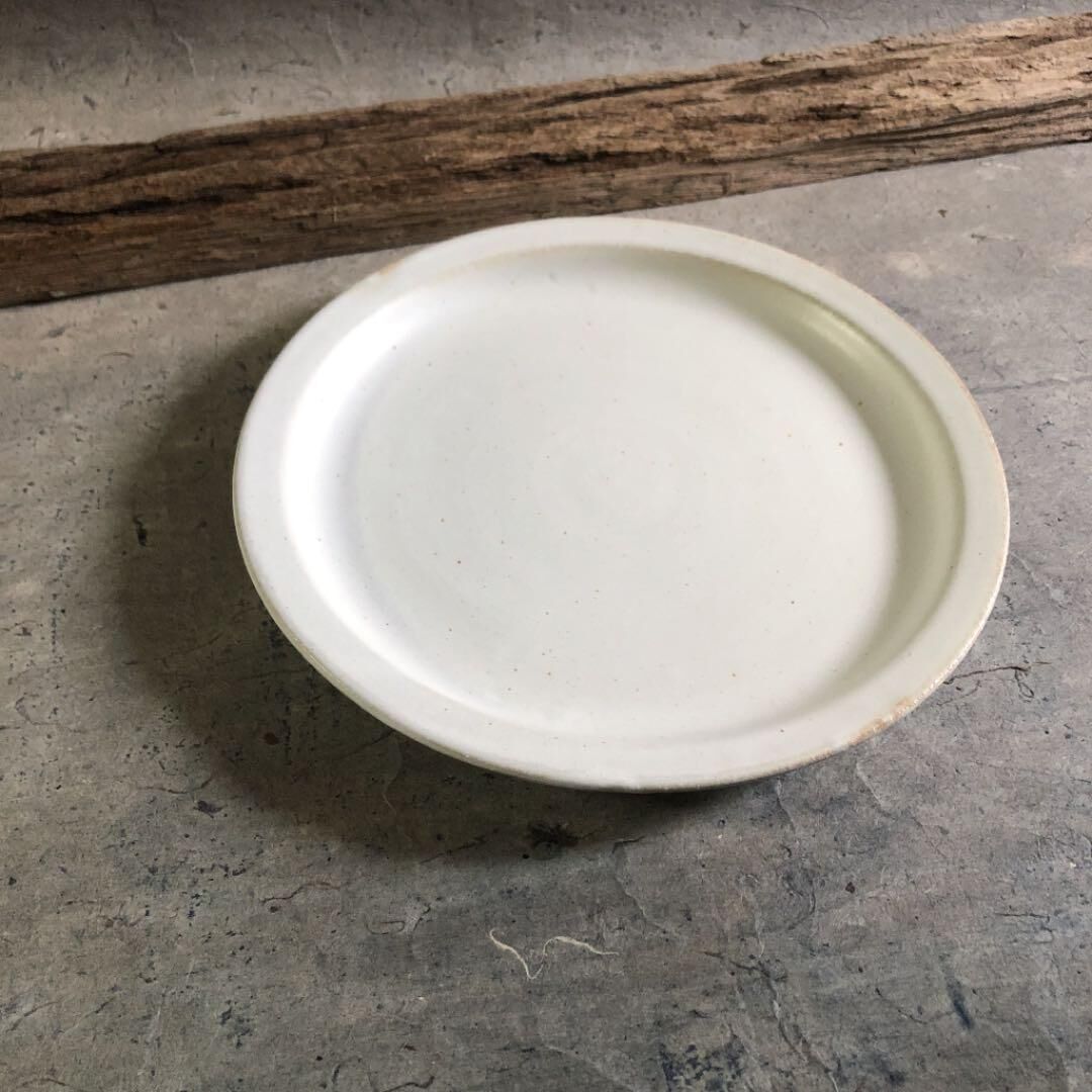 ぎゅな☺︎ 益子焼　kinariプレート 益子焼 Kinariプレート（L） | MatsuBokkuri