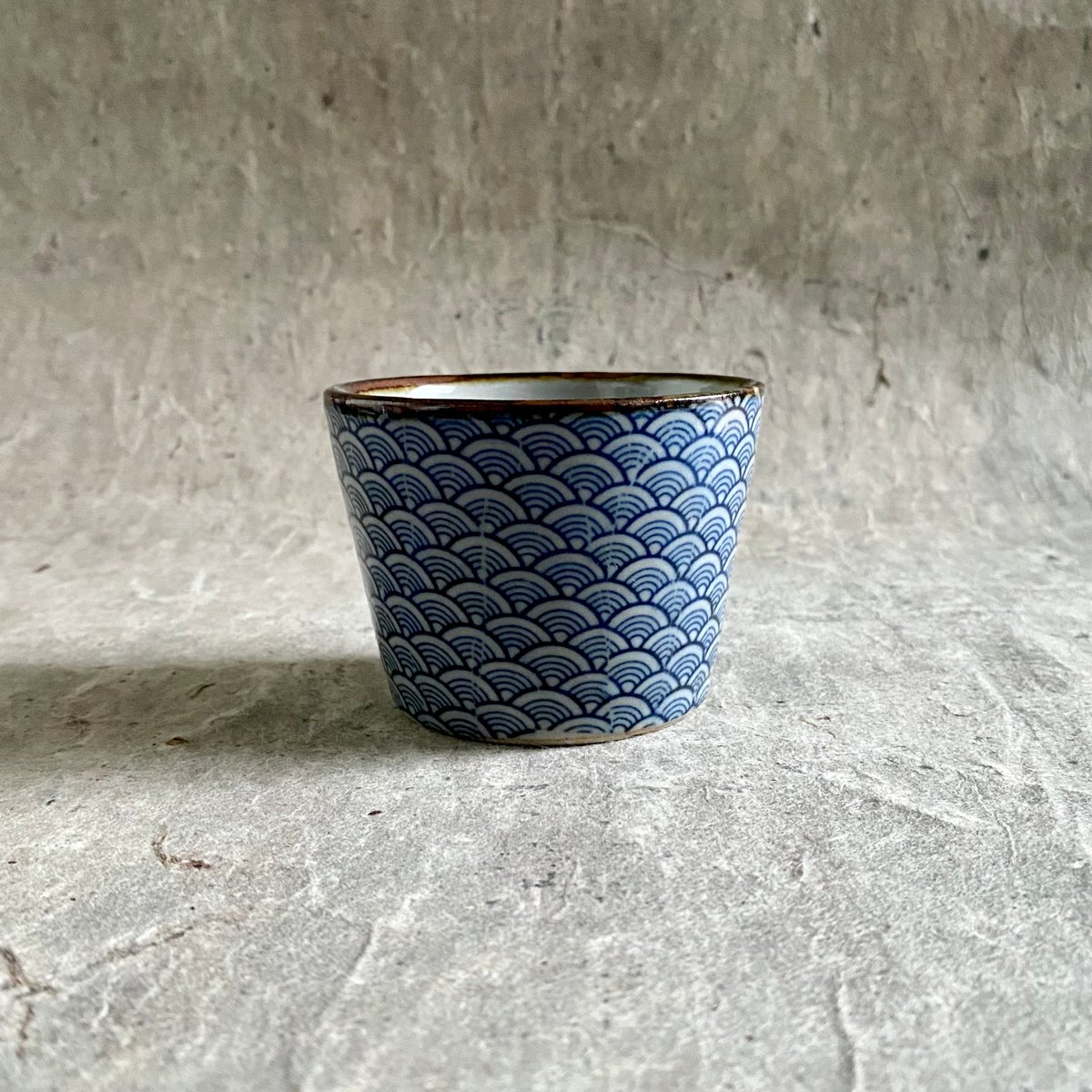 青色 幾何学模様 陶器 ぐい飲み蕎麦猪口 どの柄が好きですか？😊 縞吉窯さんの蕎麦猪口たち。 ✓ そば猪口に