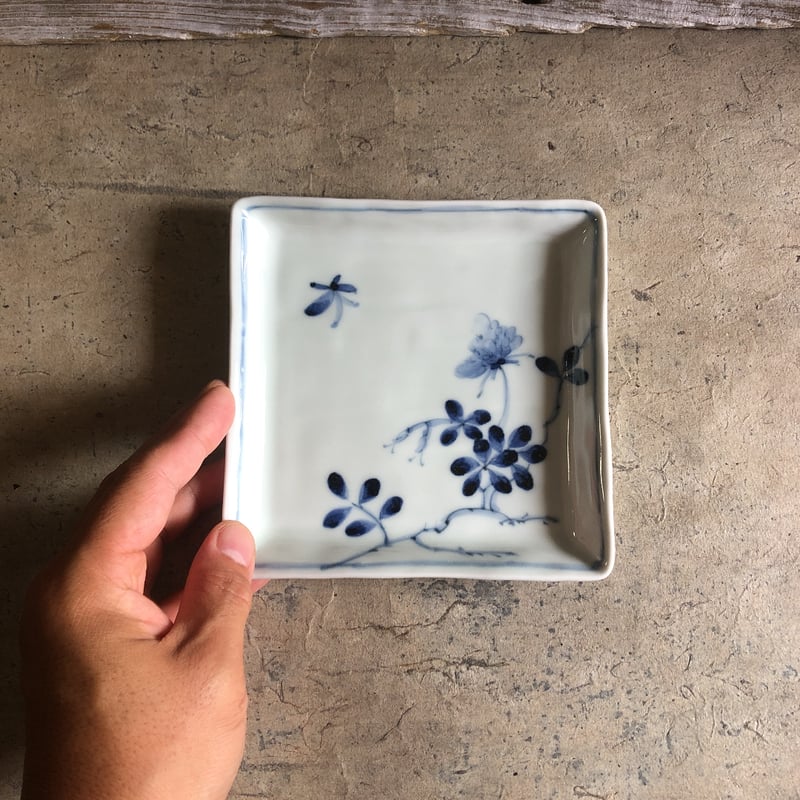 陶房青　野ばら　角皿　大皿　1枚 楽天市場】【波佐見焼】【陶房青】【磁器】【普段使いの食器】【上質な