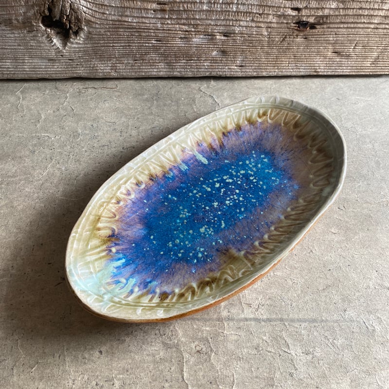 益子焼 刻紋結晶釉葉皿（大） | MatsuBokkuri