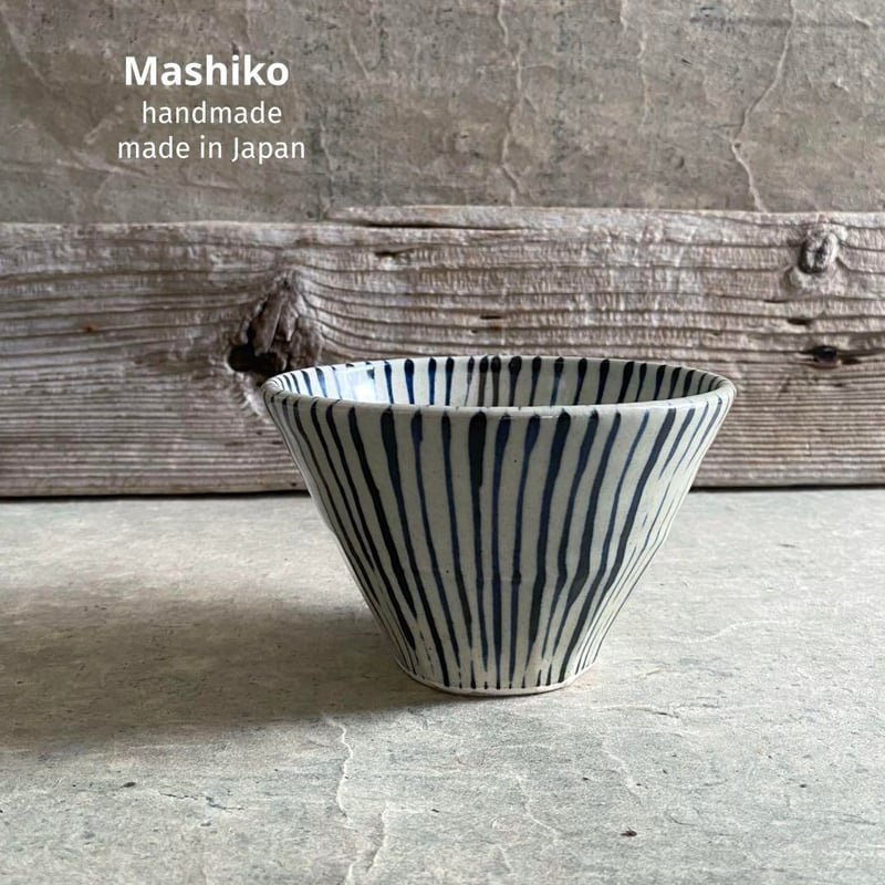 益子焼 粉引呉須十草面取鉢（大） | MatsuBokkuri