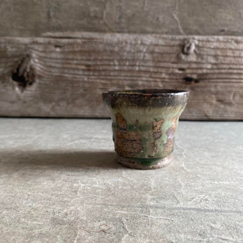 益子焼 古賀賢二 灰釉ぐい吞 | MatsuBokkuri