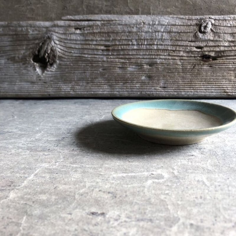 益子焼 渕青4寸丸皿 | MatsuBokkuri