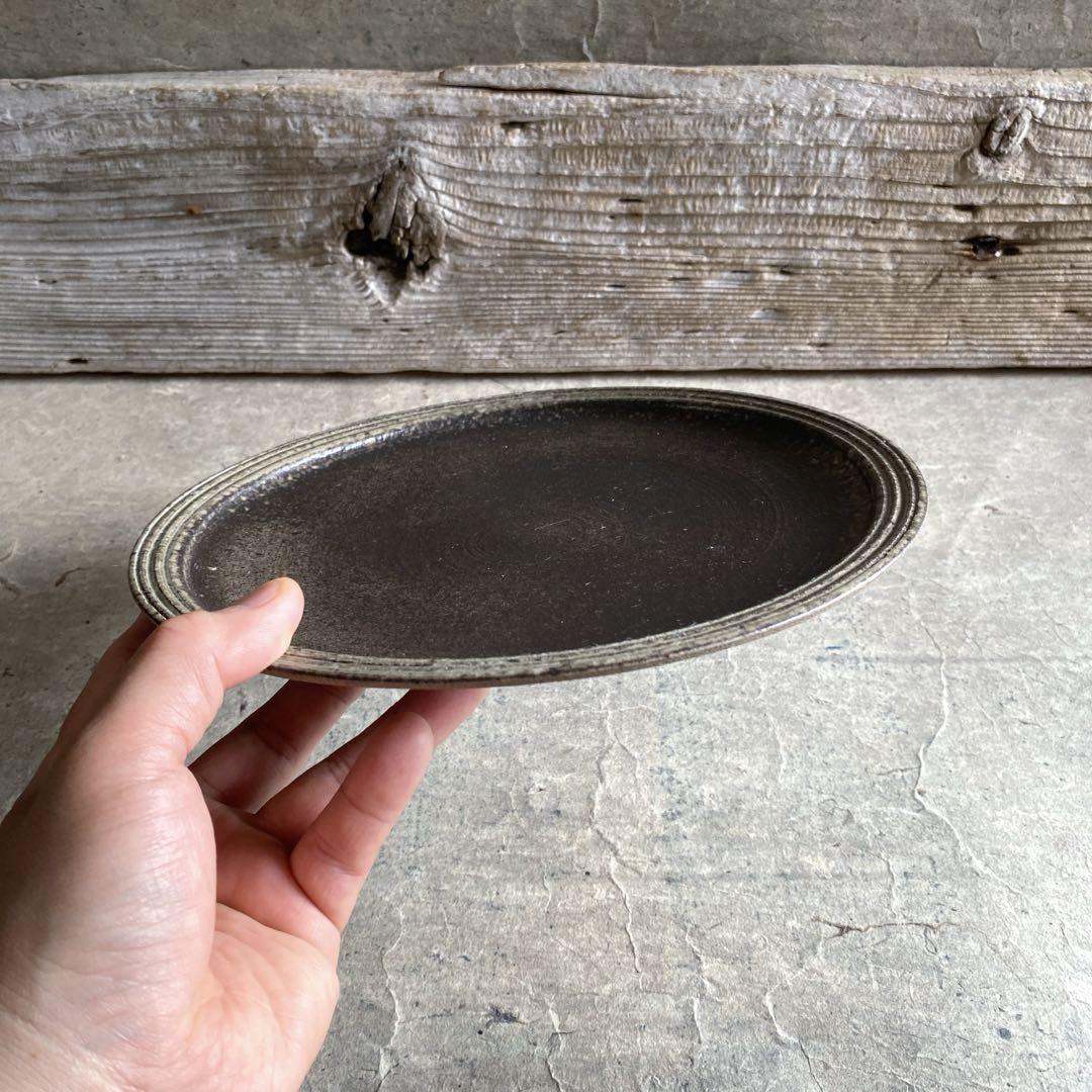 まりもページ、画像の炭化渕彫8寸丸皿 ×2枚、トルコ舞深鉢×2枚 まりもページ、画像の炭化渕彫8寸丸皿 ×2枚、トルコ舞