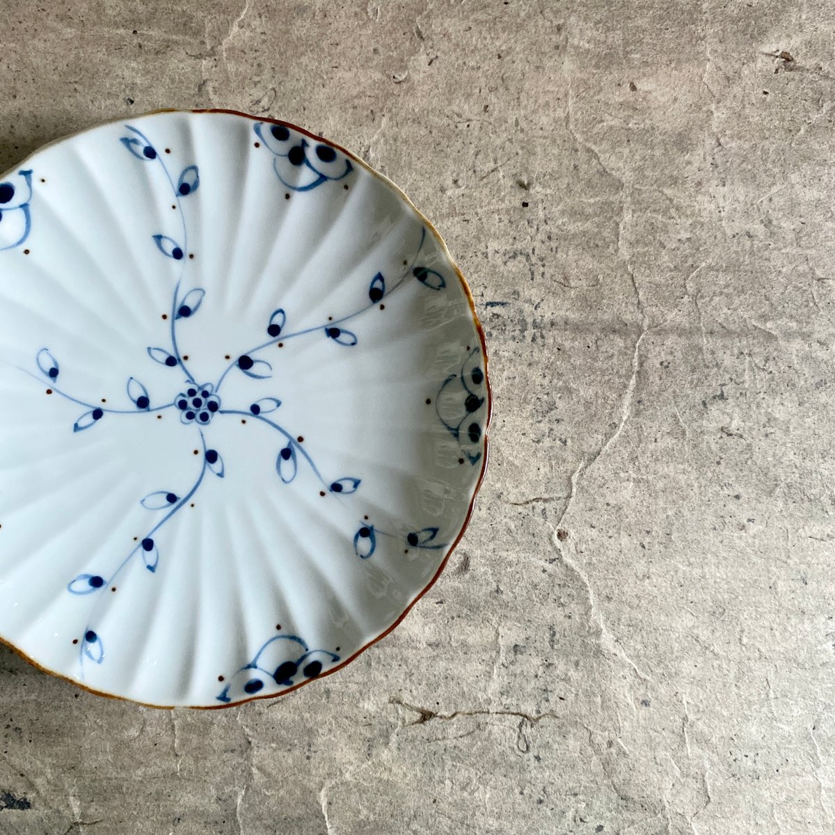 手書き献上伊万里焼　七寸飾り皿　花鳥紋　1枚 手書き献上伊万里焼 七寸飾り皿 花鳥紋 1枚 手書き献上伊万里焼 七寸