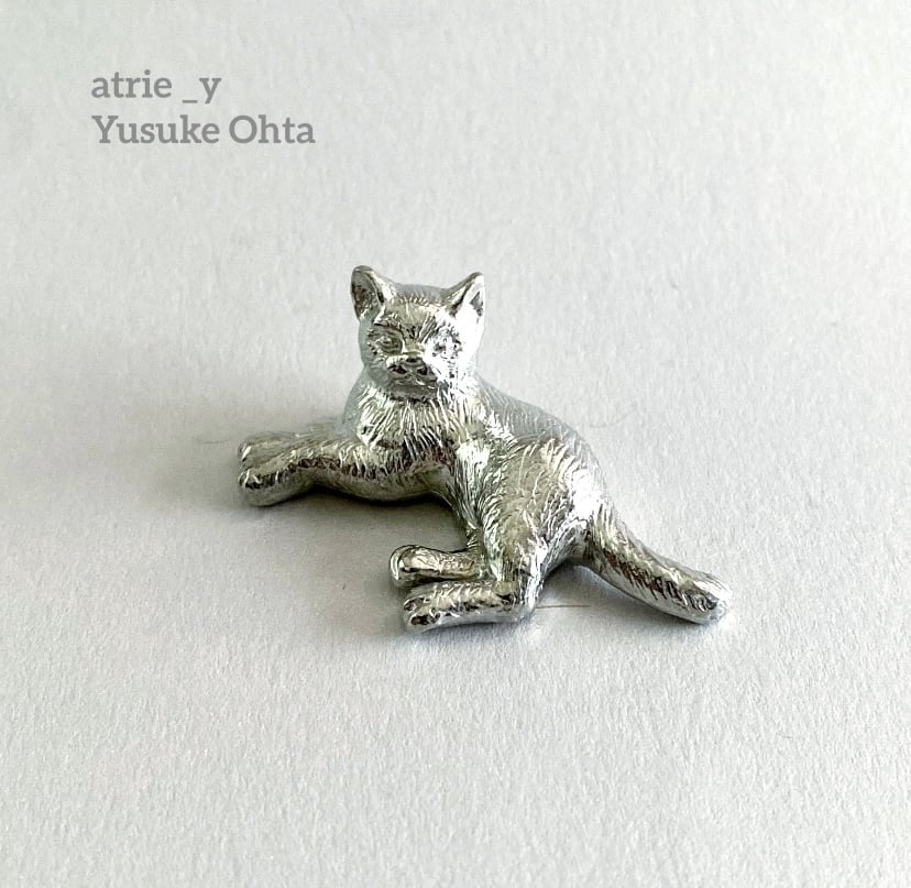 atrie_y 太田祐輔 錫製猫の箸置 「おすまし」 | MatsuBokkuri