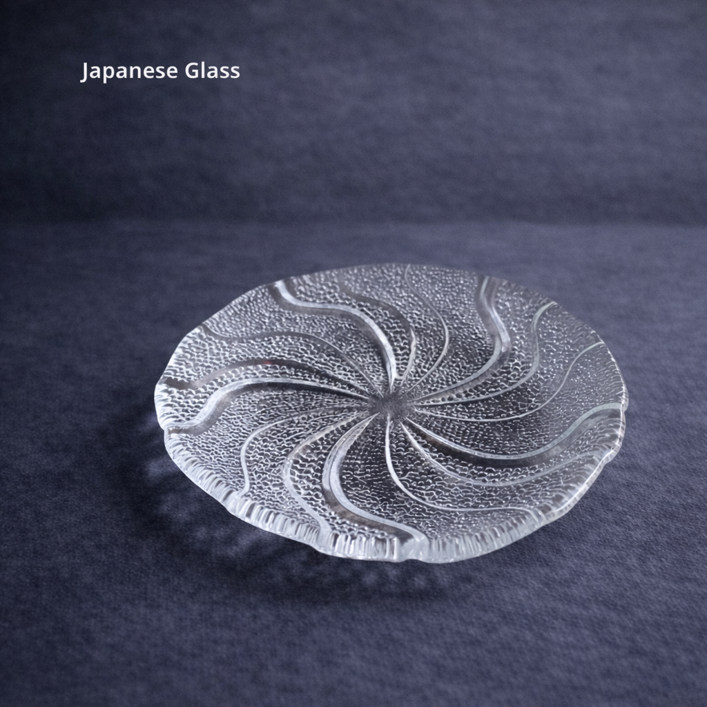 渦巻き模様 二層硝子（ガラス）菓子皿 × 6 枚 日本製 銘々皿 夏氷 和菓子 和硝子 八拡銘々皿 | MatsuBokkuri