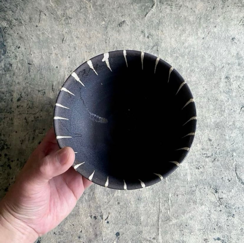 美濃焼 兵山窯 錆巻十草5寸丸丼 | MatsuBokkuri