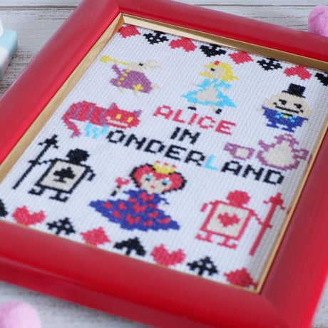 クロスステッチキット 『不思議の国のアリス』アリスの刺繍キット　トランプ兵隊⑩
