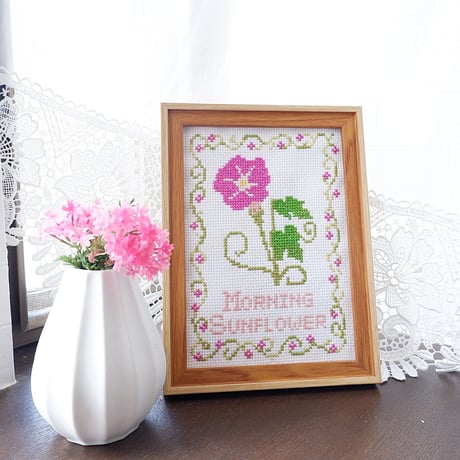 クロスステッチキット　朝顔　刺繍キットで作成する花の朝顔図案   n-01