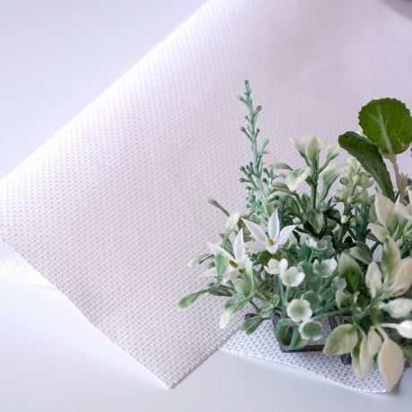 クロスステッチカットクロス【DMC社刺繍布40cm×40cm】14ct・アイーダ布・BLANC