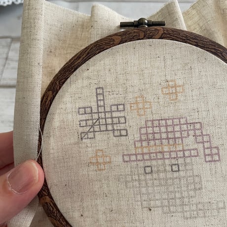 塗り絵みたいな刺繍キット 『ハロウィンの夜を彩るクロスステッチキット』