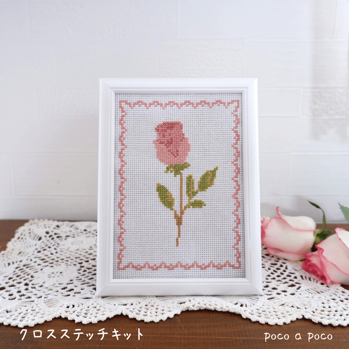 フランスアンティークஐ⋆*おすすめ♡可愛い花柄刺繍のクロス フランスアンティークஐ⋆*花柄刺繍の素敵なクロス