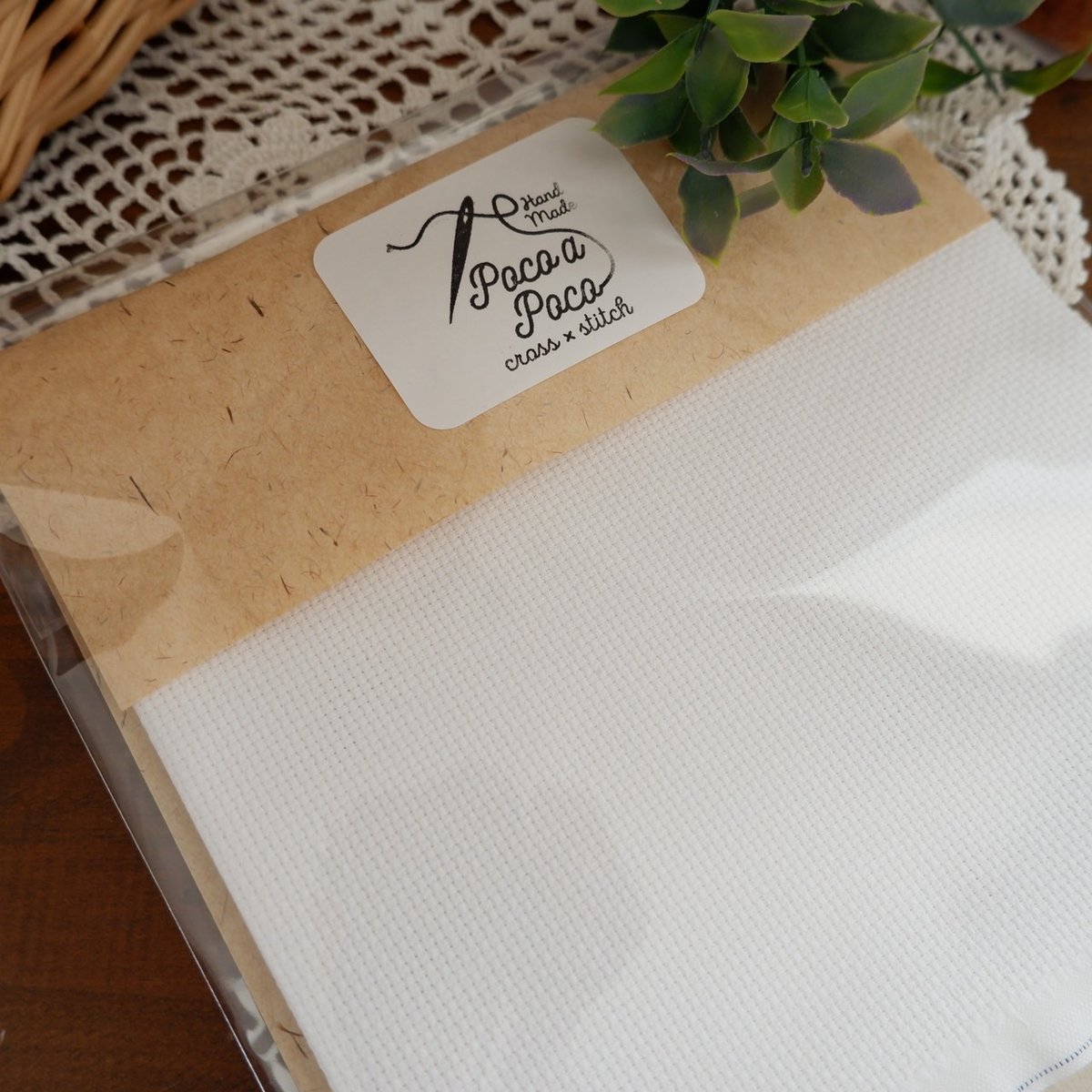 クロスステッチカットクロス【DMC社刺繍布40cm×40cm】14ct