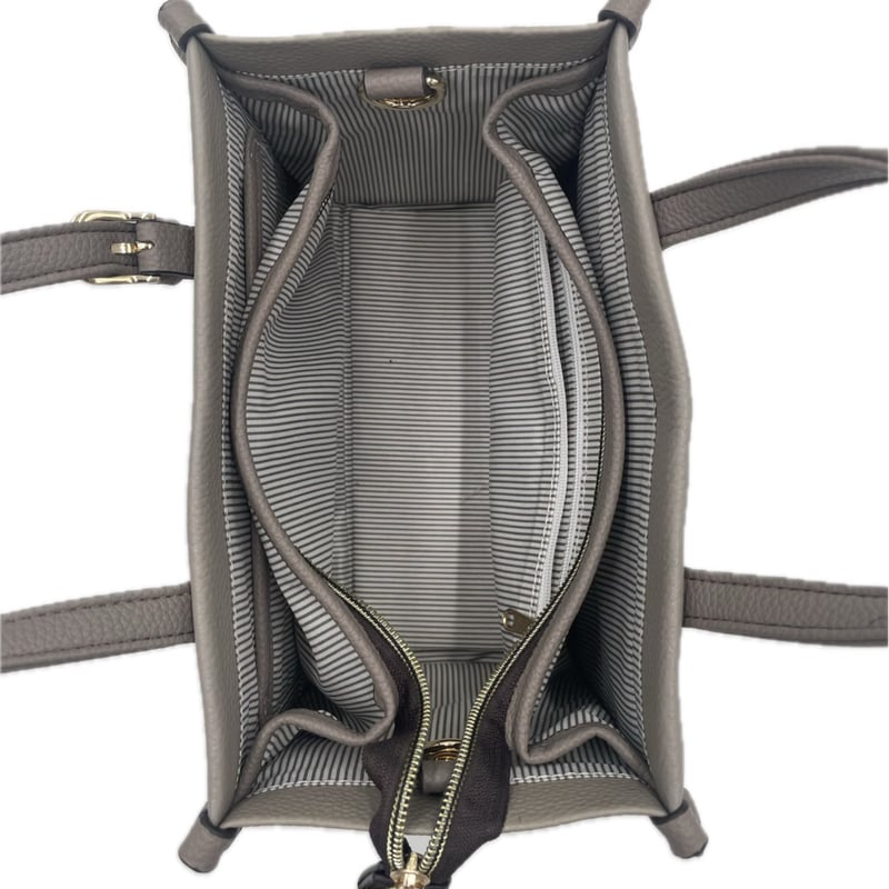 No.38860 CureBorsa バックル付き牛革2wayミニトートバッグ No.38860 CureBorsa バックル付き牛革2wayミニトートバッグ