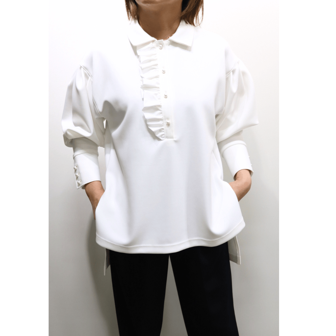 美品✨トゥービーシック現行　ダンボールラッフルスリーブ フリル　ノーカラーコート ダンボールニットフリルブラウス【ISBL-25109】日本製 | nineteen bloom