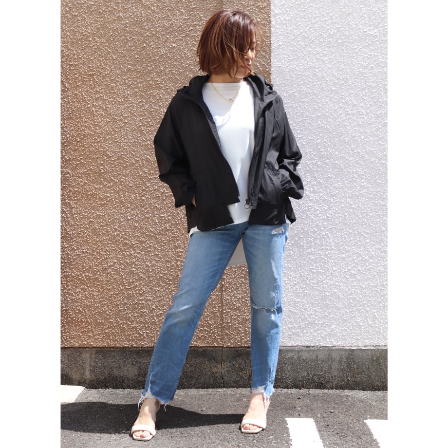 68db69664b9bca23c9534cc1