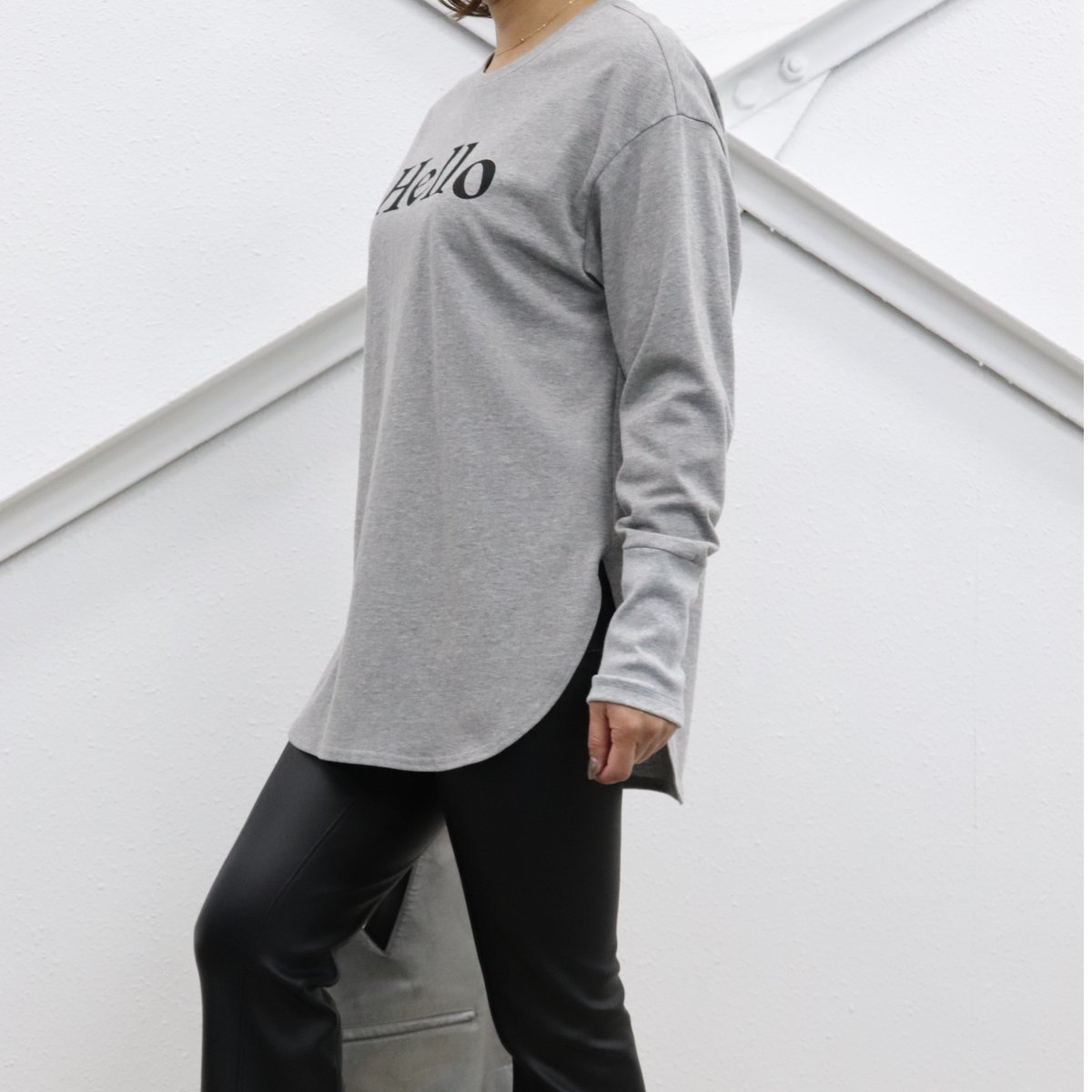 Hello ロングTシャツ 【ISCS-23119】日本製 | nineteen bloom 