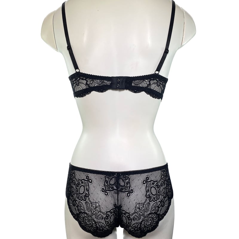 人気No.1 総レースブラショーツ・Tバック3点セット [サイズ:A70/