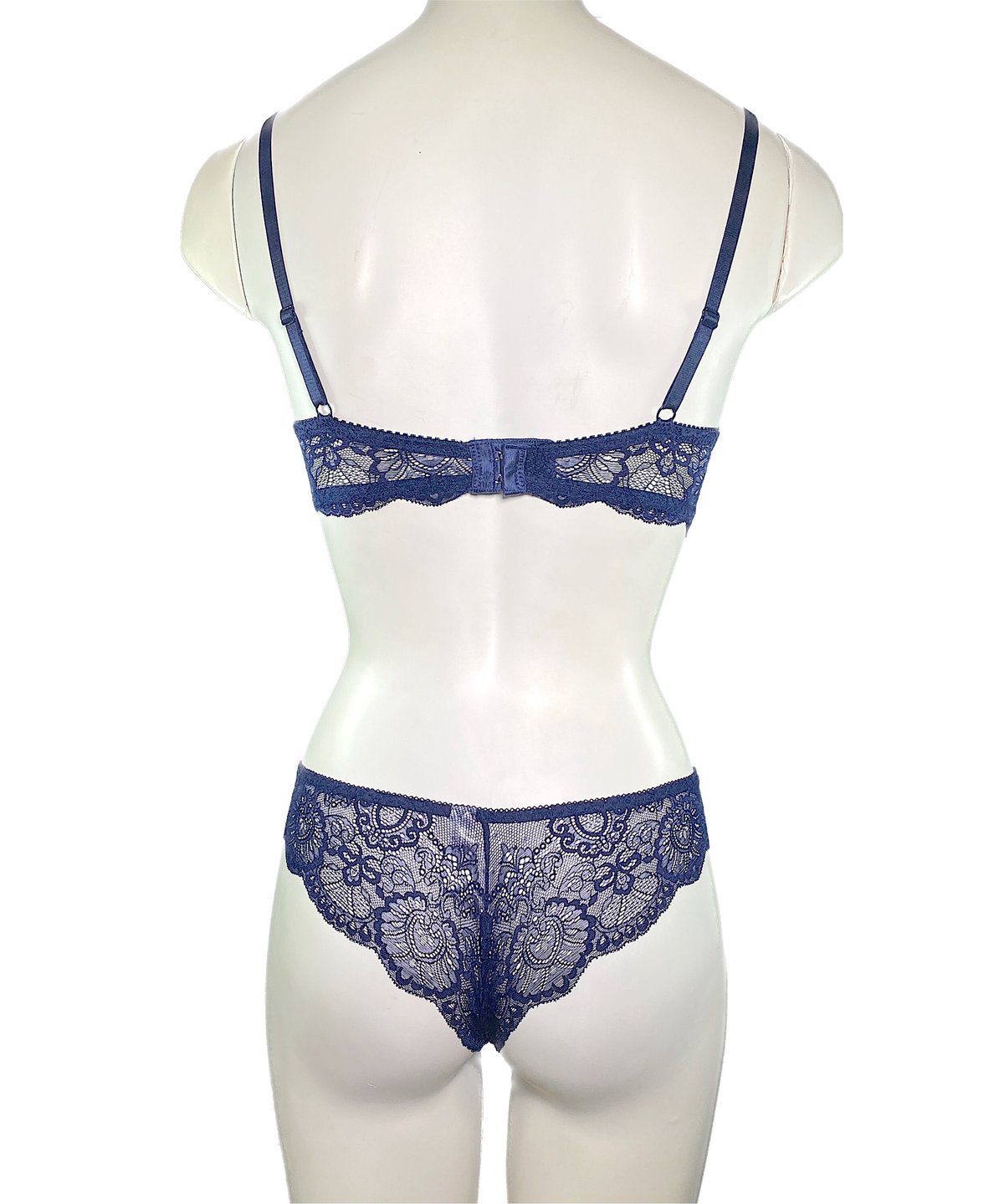 上品なストレッチレース 総レースブラショーツ・Tバック3点セット