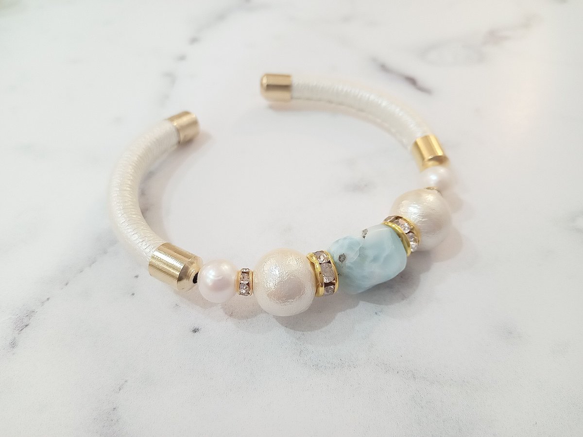 ラリマーブレスレット 淡水パール入り 27,200円（税抜価格