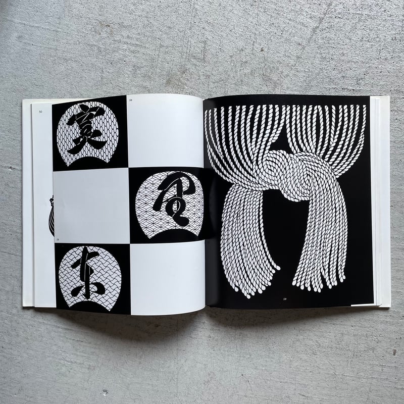 芹沢銈介　形染集　柚木沙弥郎 編集　函付き　古本 古本] 芹沢銈介型紙集 民芸叢書第1巻 ｜ 芹沢 銈介 | HUT BOOKSTORE