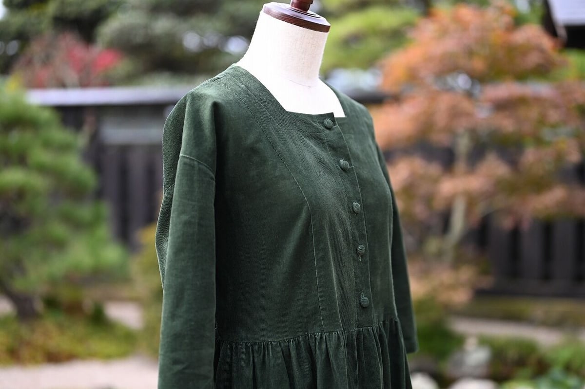 handmade＊バイカラースクエアネックのギャザーワンピース fit=scale-down,w=1200