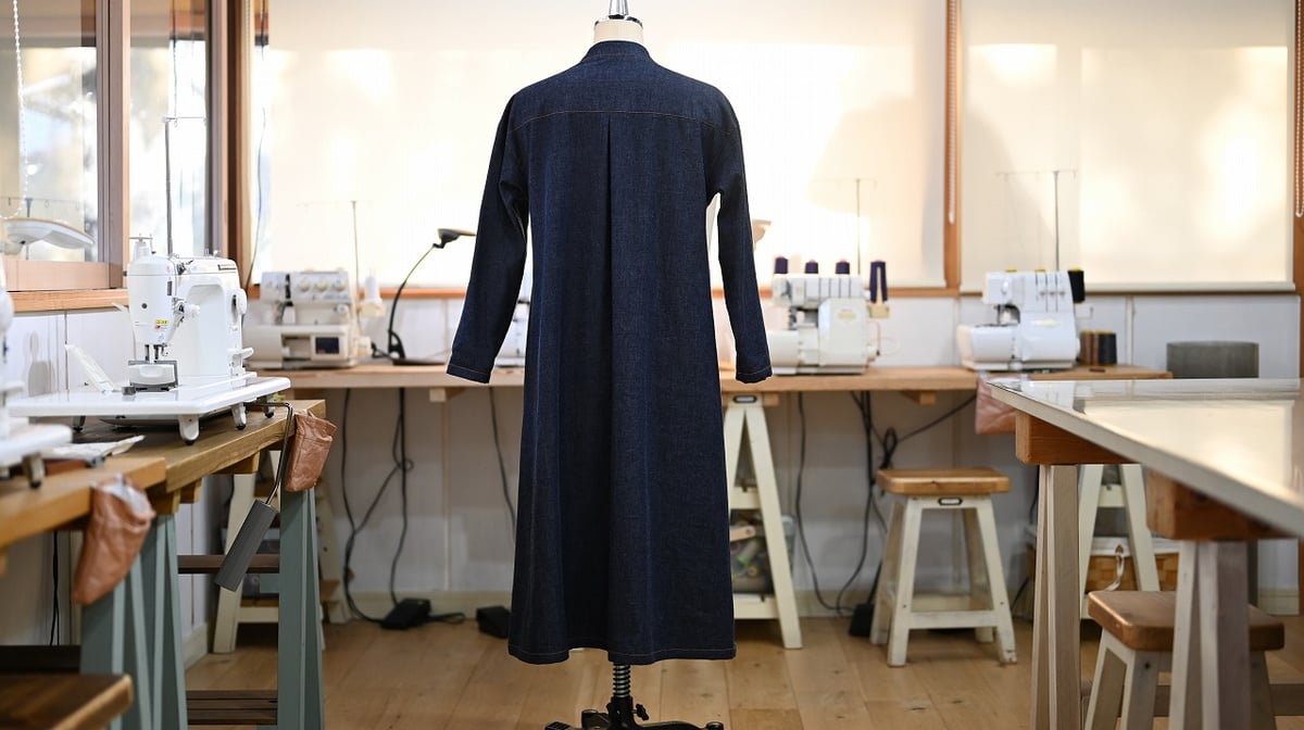 ホワイトハイネックワンピース 032_ハイネックワンピース【L】_DL_A4（紙ではありません） | 服