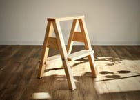 THE コツ™ ハイチェア（木の暖かさそのままの『クリア』）【受注生産】