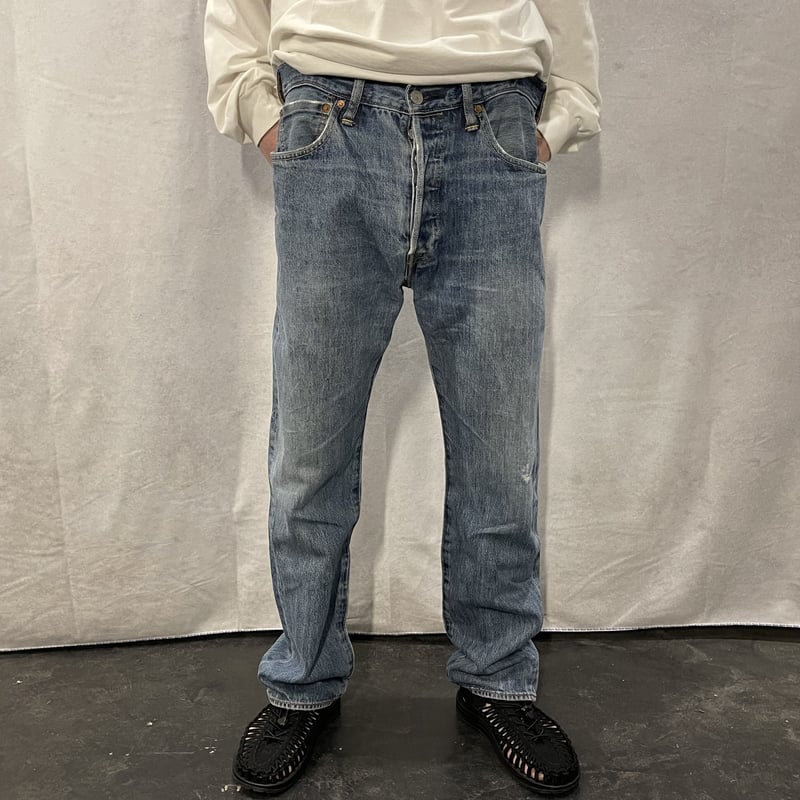 Levis 501 デニムパンツ(W33 L30) | haRe Levis 501 デニムパンツ(W33 L30) | haRe