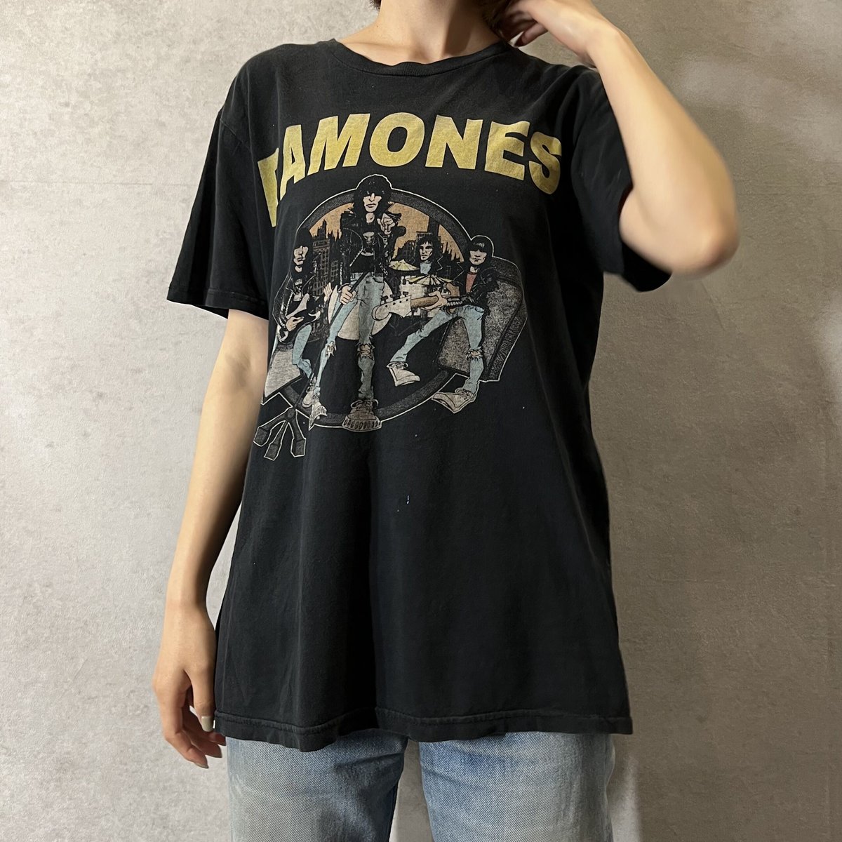 (未使用･未開封品)RAMONES 「RAW」（完全限定生産）オリジナルTシャツ付：A-type [DVD] 未使用・未開封品)RAMONES 「RAW」（完全限定生産）オリジナルT