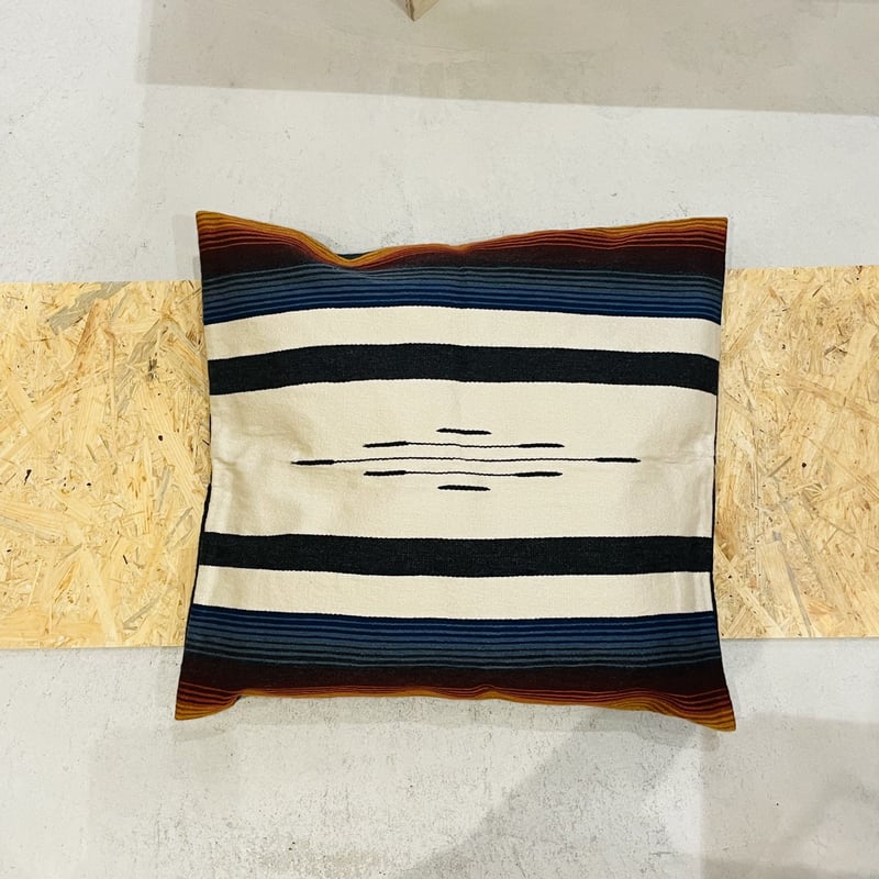 キミガシネ クッションカバー　サラ キミガシネ クッションカバー サラ キミガシネ クッションカバーサラ