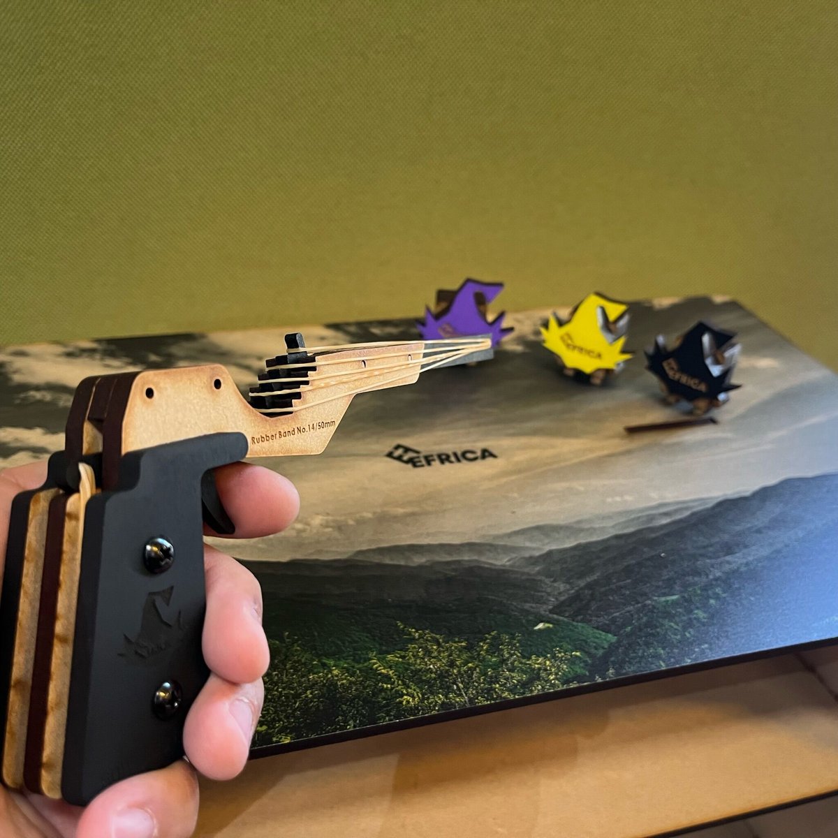 OKOZE GUN［5連射ゴム鉄砲］ | EFRICA STORE