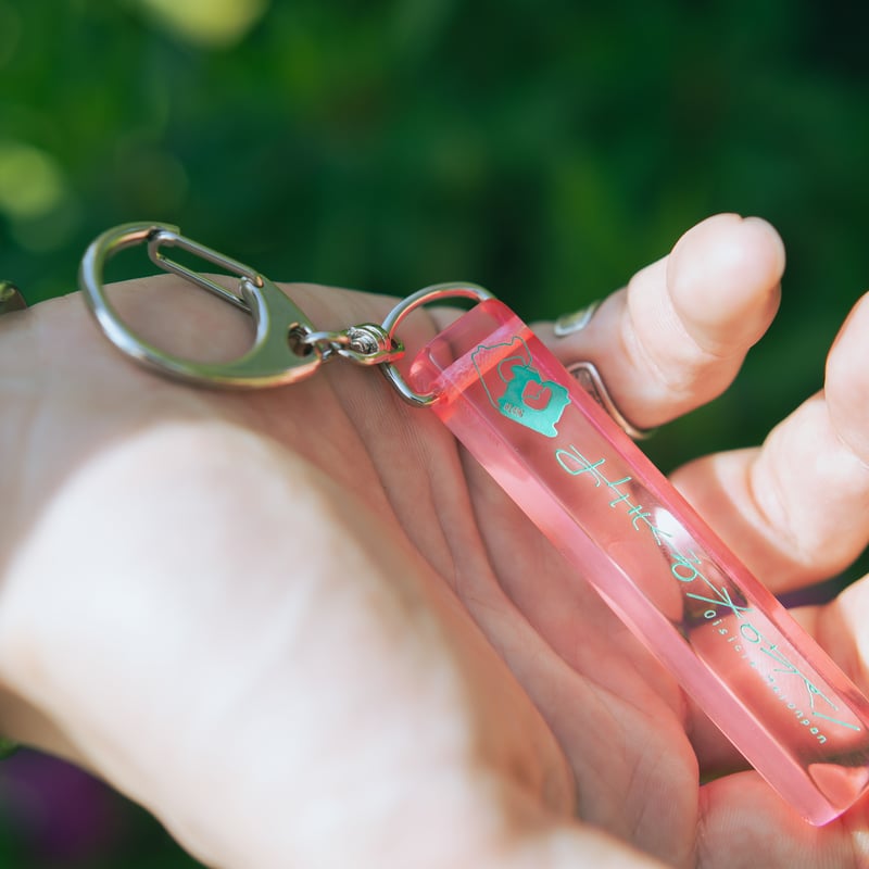 ロゴホテルキーホルダー (ピンク) | おいしくるメロンパン Online Shop