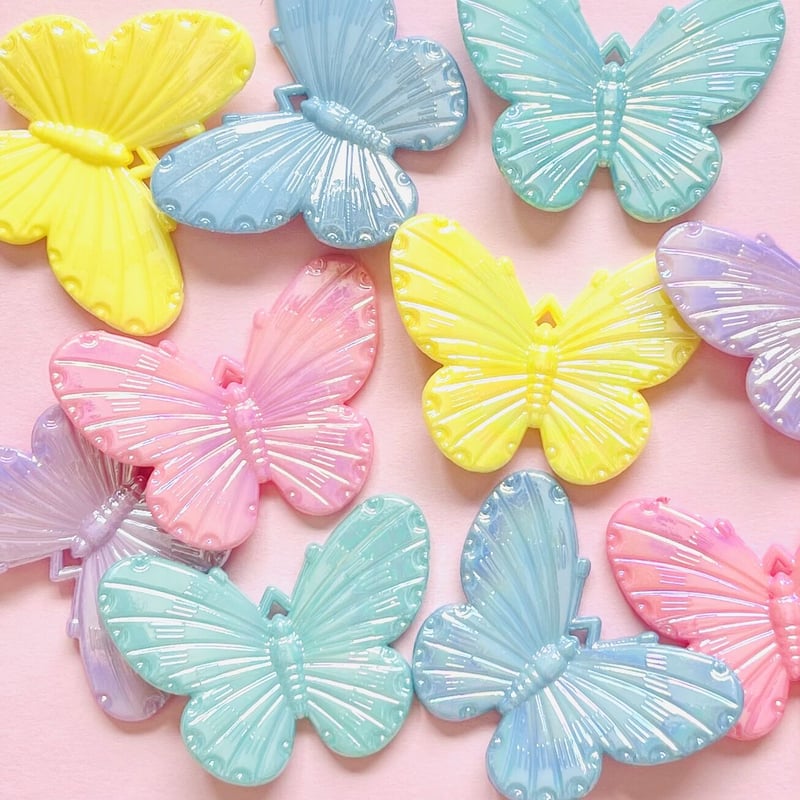 1個】ミルキーカラーオーロラちょうちょ／デコパーツ、チャーム【5色