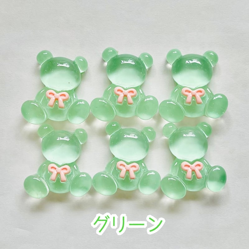 再入荷お目目ちゃんデコパーツ5個125円残りわずか 1個】ぷるぷるクリアおすわりくまちゃん／デコパーツ【6色】#105