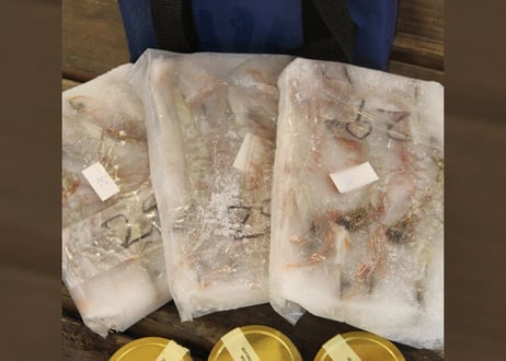 こだわりキャビア・海老セット （容量:キャビア10g×3、海老200g×3）[坪倉水産]