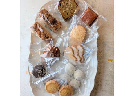 パージュブックギフト  焼菓子10個入り