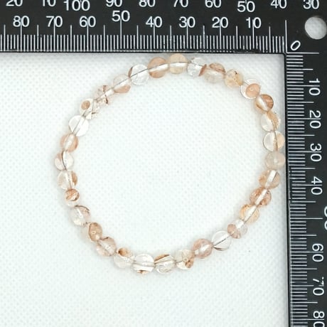 マニカラン水晶のブレスレット