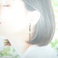 ハウライトとフローライトのピアス