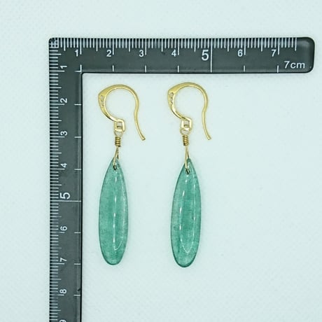 グリーンカルセドニーのピアス