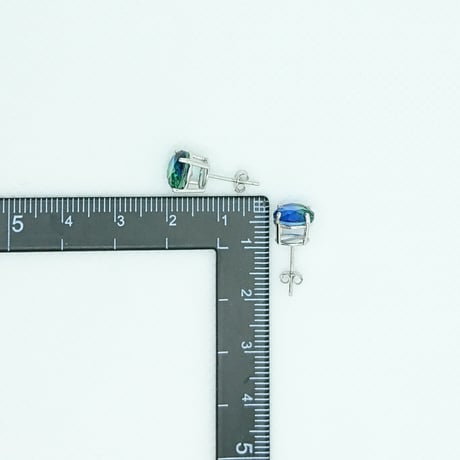 シルバー925　カワセミの色のピアス