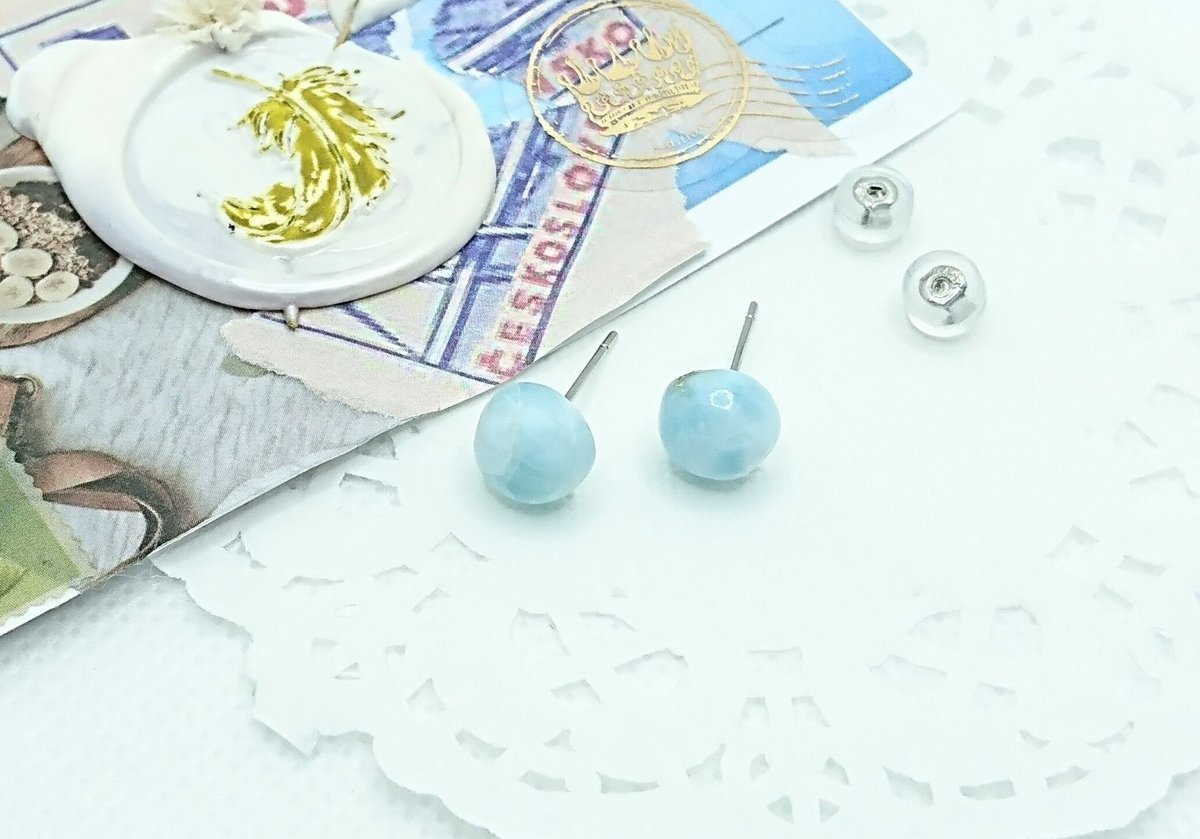 みんな大好き ラリマーのスタッドピアス | アトリエゆうらく