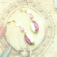 ストロベリーチョコみたいなピアス【ハンドメイド】※サージカルステンレス(一部)