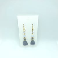 ブルーレースアゲートのタッセルピアス