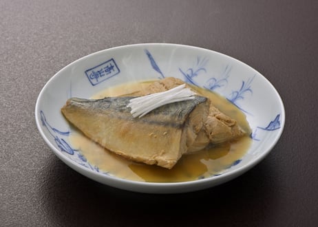 《小さめ》鯖の味噌煮3切れ、鯖の生姜煮3切れ【計6個入セット】冷凍食品