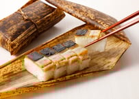 焼きサワラの押し寿司（冷凍食品）