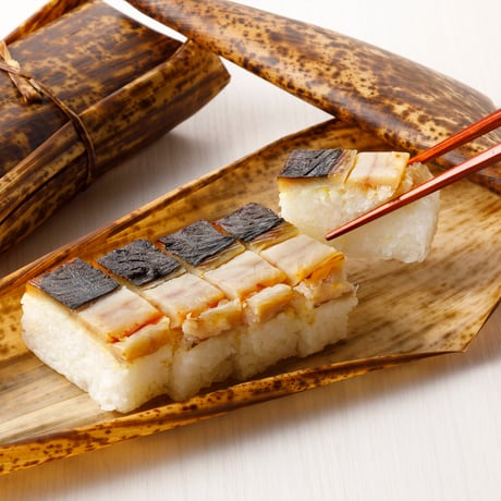 焼きサワラの押し寿司（冷凍食品）